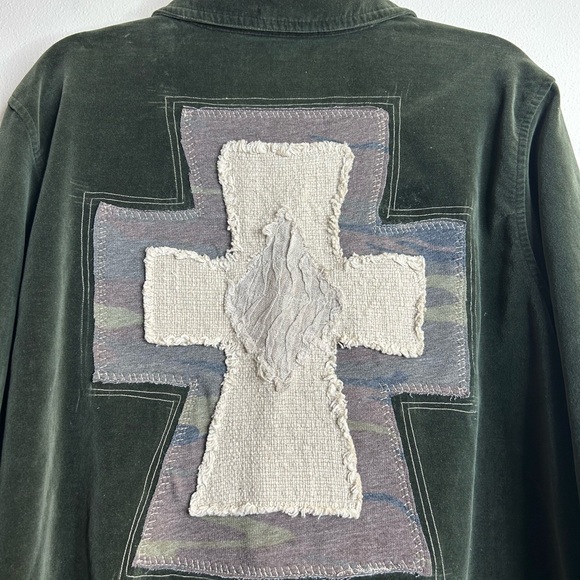 Green and Gray Long Sleeve Shirt with Cross Patch - Picture 2 of 6